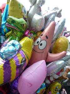 mylar balloons, foil balloons, how are balloons amde, how are foil balloons made