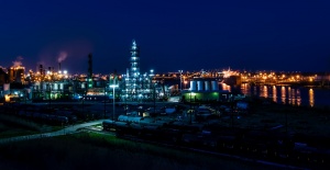 Oil Refineries